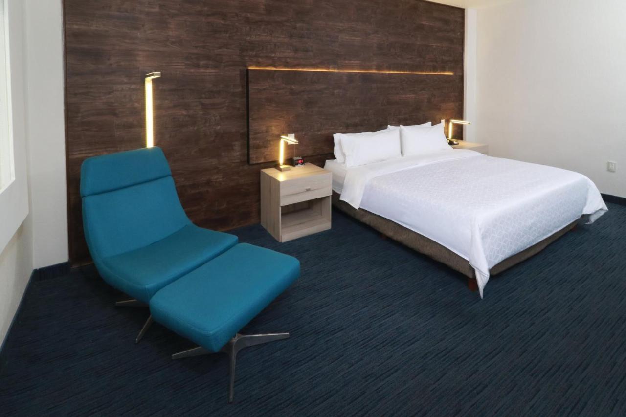 Holiday Inn Express San Luis Potosi By Ihg Exterior photo