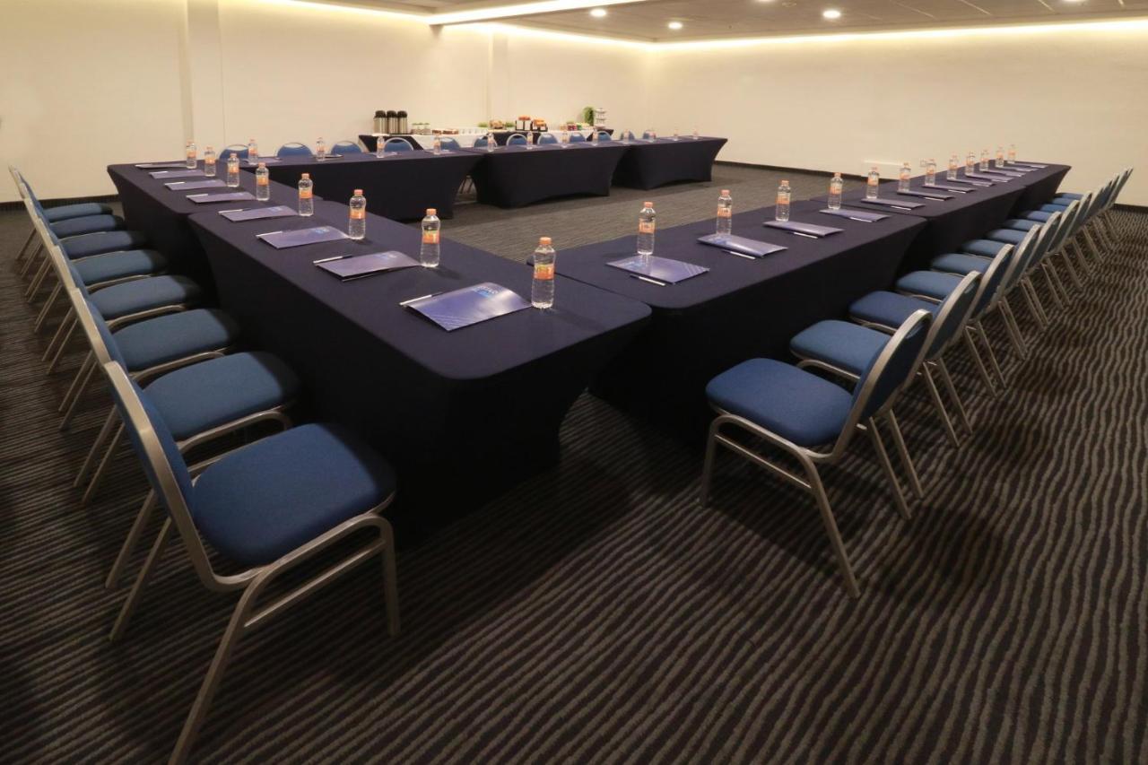 Holiday Inn Express San Luis Potosi By Ihg Exterior photo