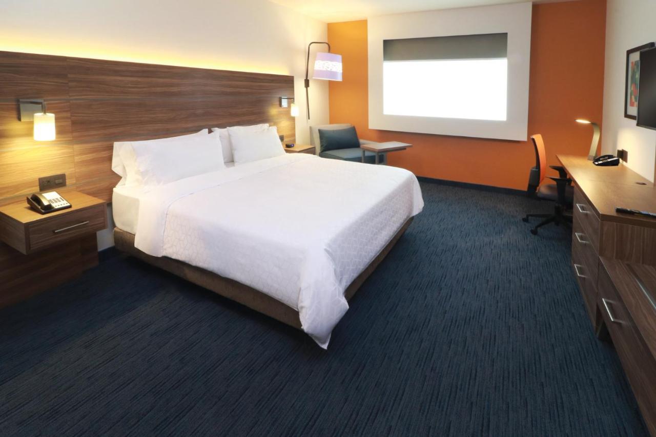 Holiday Inn Express San Luis Potosi By Ihg Exterior photo