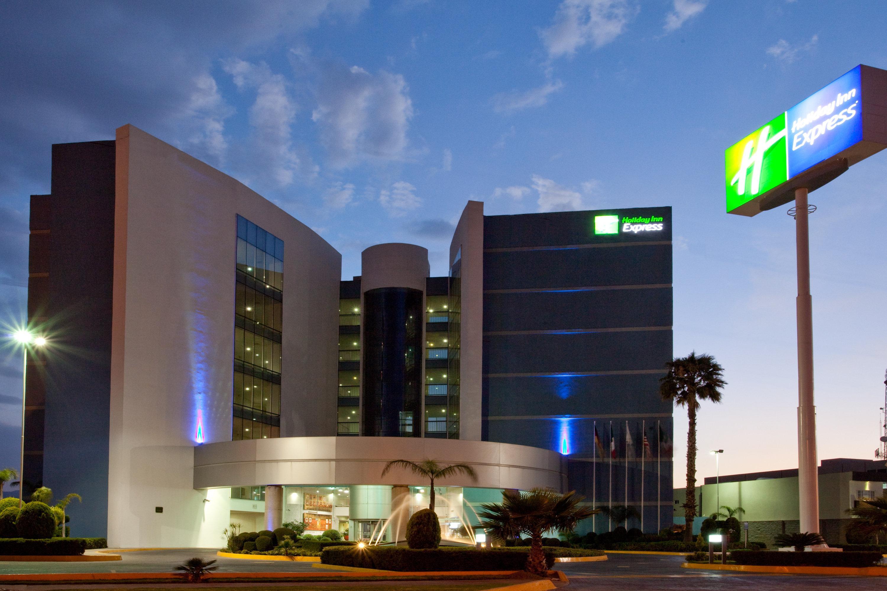 Holiday Inn Express San Luis Potosi By Ihg Exterior photo