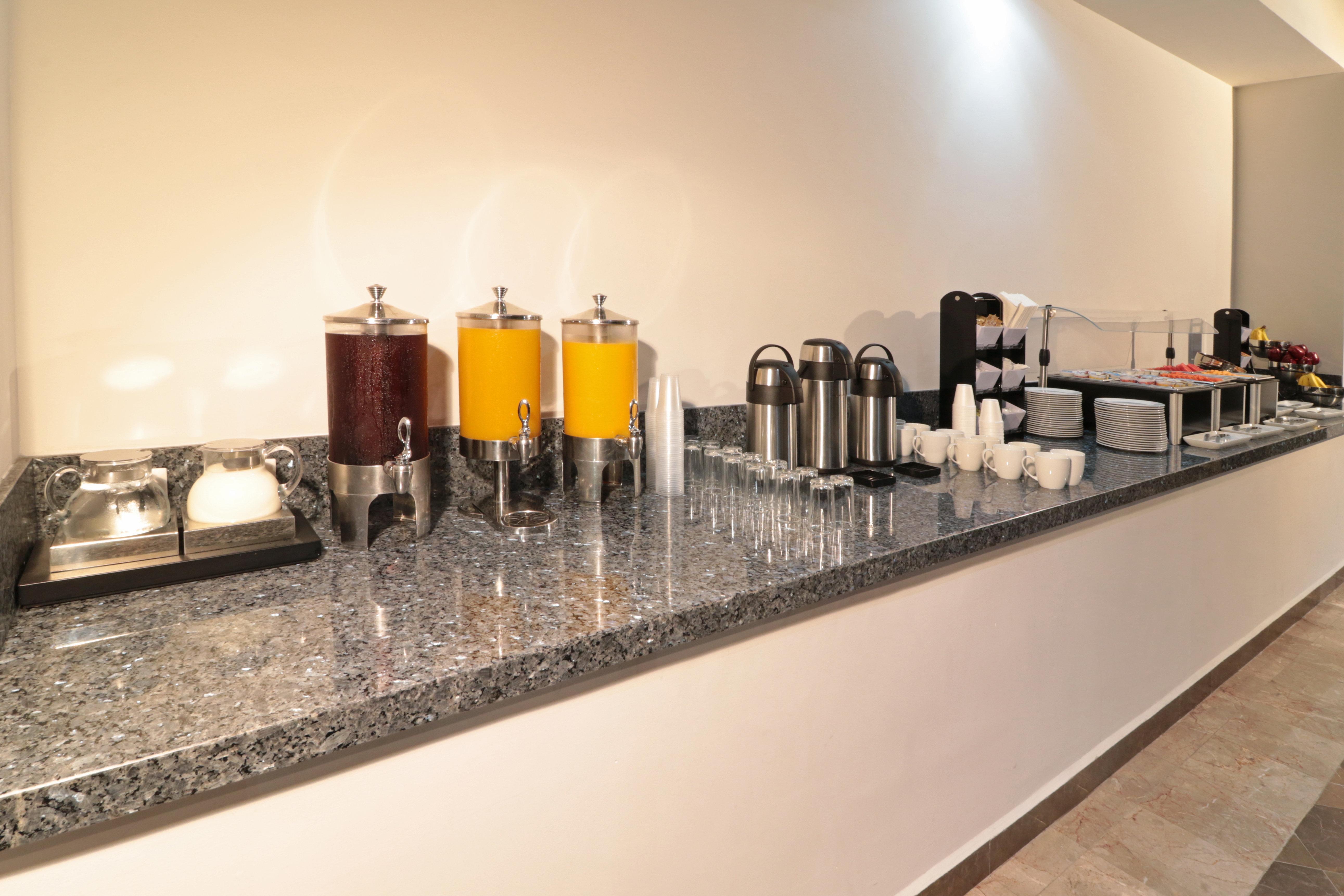 Holiday Inn Express San Luis Potosi By Ihg Exterior photo