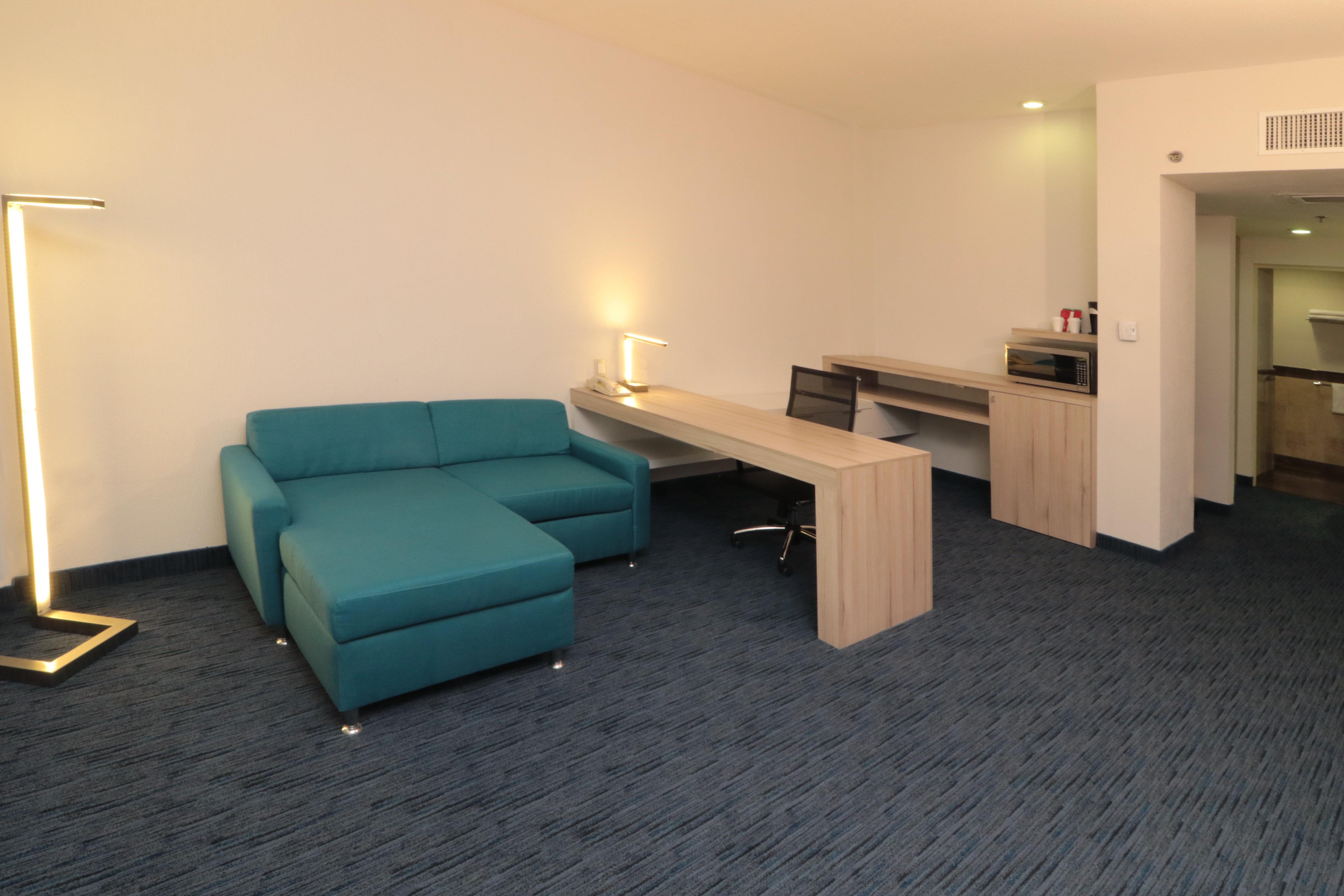 Holiday Inn Express San Luis Potosi By Ihg Exterior photo